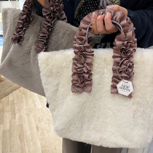 2025AW　フリルBAG.JPG