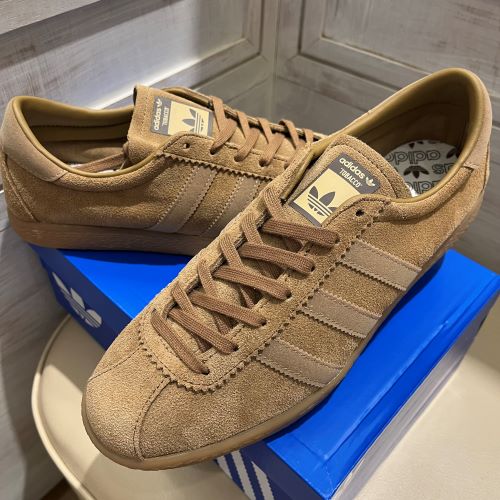 ADIDAS タバコ.JPG