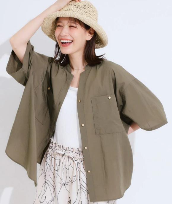 大人の抜け感 ビックポケット Vネックシャツ