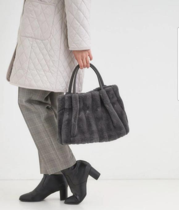 ストライプファートートバッグ