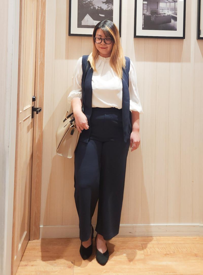 ペプラムジレのセレモニーコーデ